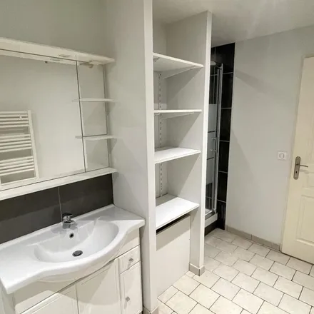 Image 3 - 78 Rue Victor Hugo, 24000 Périgueux, France - Apartment for rent