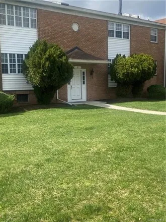 Rent this 1 bed condo on 43 Weathervane Drive in Village of Washingtonville, NY 10992