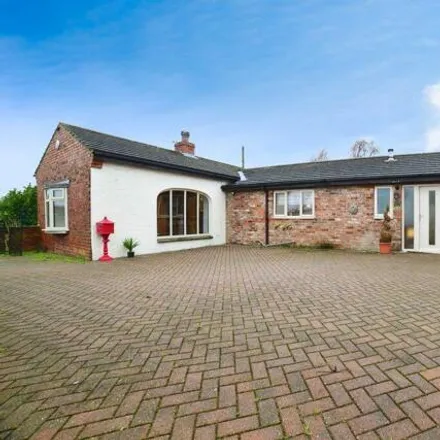 Buy this 5 bed house on Whales Lane in Kellington, DN14 0SB