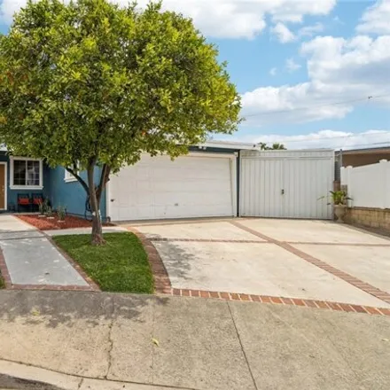 Image 2 - 11428 Blythe St, North Hollywood, California, 91605 - House for sale