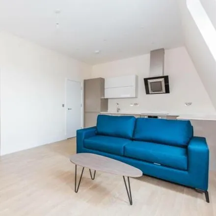 Image 2 - St Mary's Road, London, N8 7GB, United Kingdom - Apartment for rent