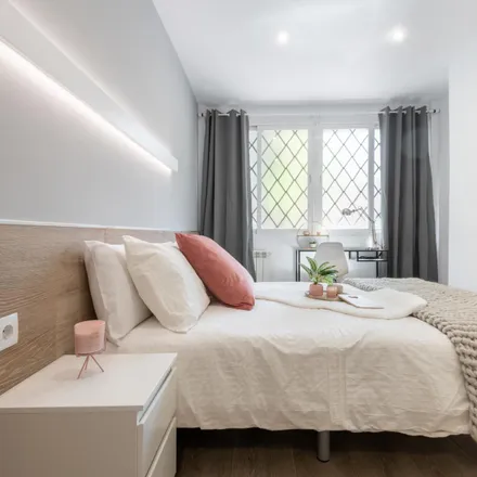 Rent this 8 bed room on Paseo de las Delicias in 114, 28045 Madrid