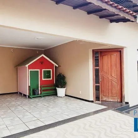 Buy this 4 bed house on Rua Helena Aversa Blasi in Região Urbana Homogênea XXI, Poços de Caldas - MG