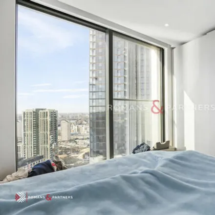 Image 8 - HSBC UK, 8 Canada Square, Canary Wharf, London, E14 5HQ, United Kingdom - Room for rent