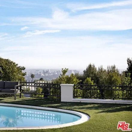Buy this 5 bed house on 600 Clinton Place in Beverly Hills, CA 90210