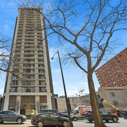 Buy this 1 bed condo on 5855 North Sheridan Road in Chicago, IL 60660
