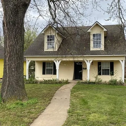 Buy this 3 bed house on 191 West Dogwood Street in Skiatook, OK 74070