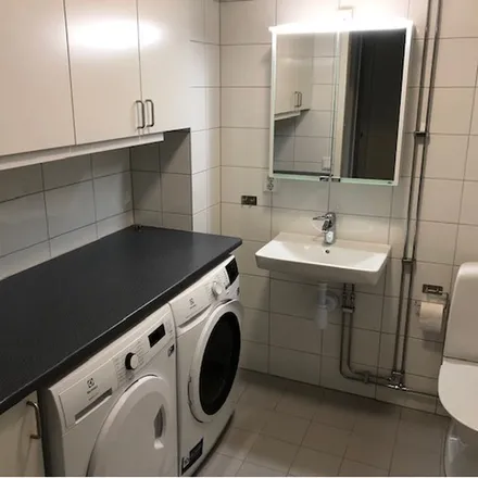 Rent this 3 bed apartment on Malörtsvägen in 231 38 Trelleborg, Sweden