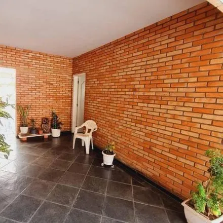 Buy this 4 bed house on Rua dos Expedicionários in Vila Leis, Itu - SP