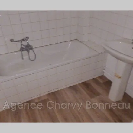 Rent this 3 bed apartment on 1 Avenue des Guerilleros Espagnols in 09200 Saint-Girons, France