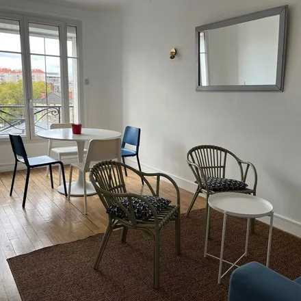Rent this 2 bed apartment on 13 Rue François Coppée in 92240 Malakoff, France