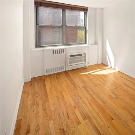 Image 5 - 32 East 20th Street, New York, NY 10003, USA - Apartment for sale