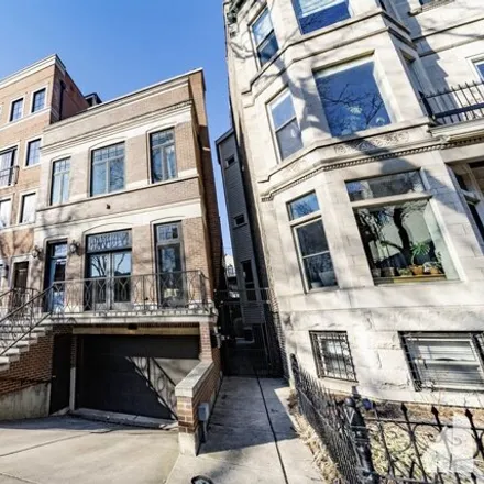 Rent this 1 bed house on 656 West Melrose Street in Chicago, IL 60657