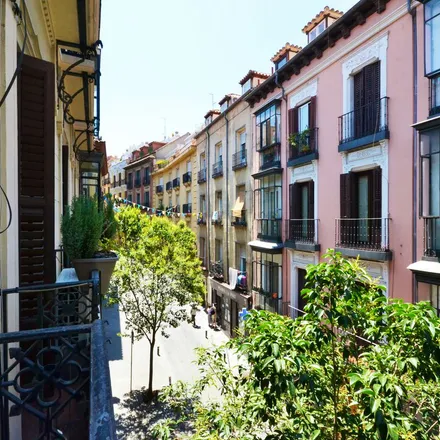Image 4 - Calle de las Fuentes, 9, 28013 Madrid, Spain - Apartment for rent