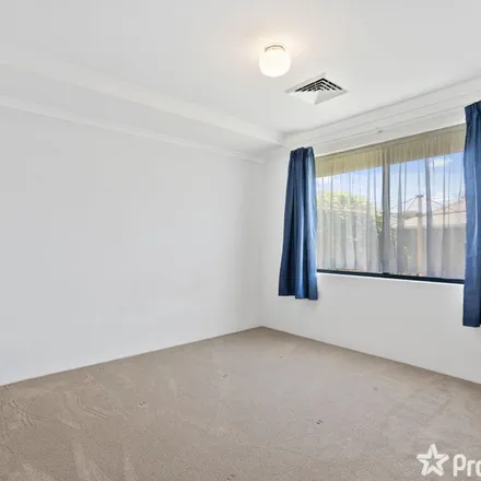Image 6 - Camellia Loop, Forrestfield WA 6058, Australia - Apartment for rent