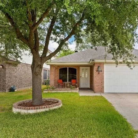 Buy this 3 bed house on 2016 Flagstaff Drive in Killeen, TX 76543