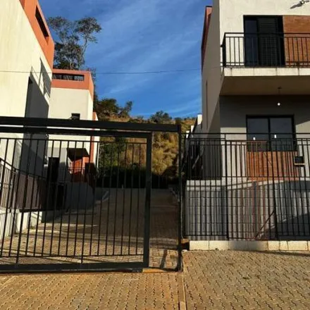 Buy this 3 bed house on Rodovia Pedro Astenori Marigliani in Parque Brasil, Bragança Paulista - SP