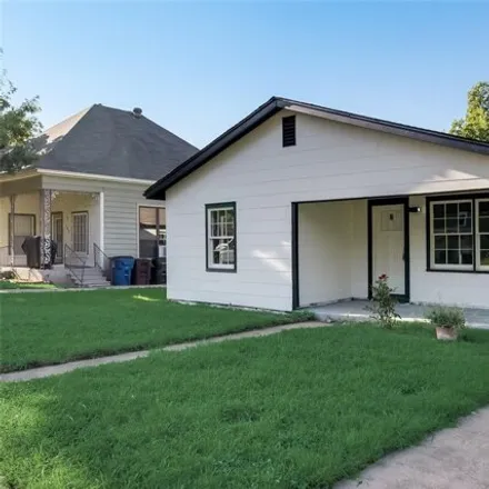 Buy this 3 bed house on 975 South Houston Avenue in Denison, TX 75021