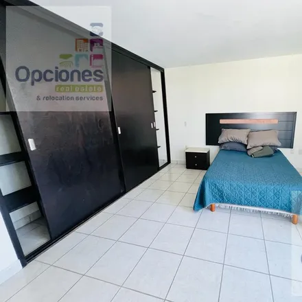 Rent this studio house on Privada M. J. Clouthier 119 in Residencial Buogambileas, 36720 Salamanca