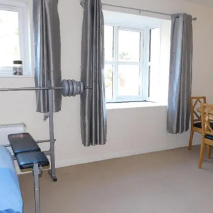 Image 3 - Jobcentre Plus, Chalet Hill, Hollywater, GU35 0TQ, United Kingdom - Apartment for sale