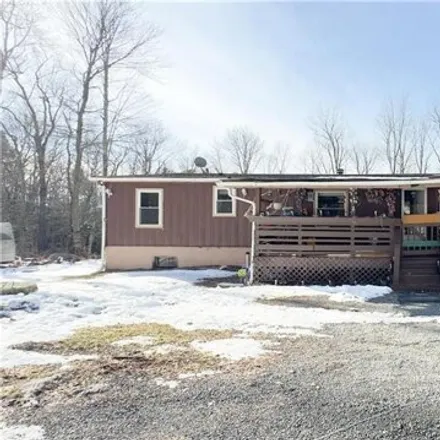 Buy this 5 bed house on Lehigh Road in Clifton Township, Lackawanna County