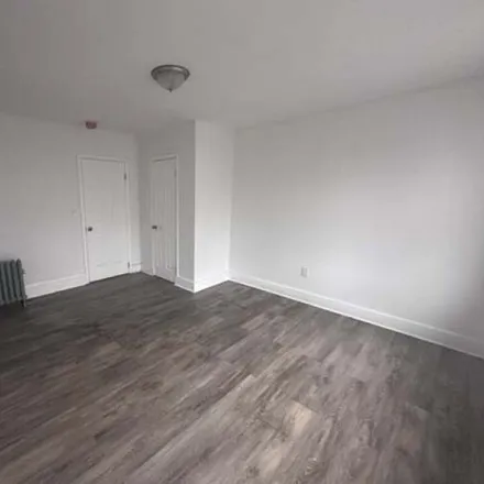 Rent this 3 bed apartment on 61 Fabyan Place in Newark, NJ 07108