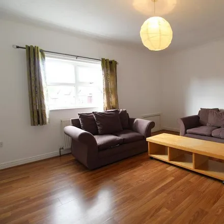 Image 3 - 16 Whitelow Road, Manchester, M21 9AN, United Kingdom - Apartment for rent