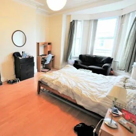 Image 5 - Manor House Road, Newcastle upon Tyne, NE2 2LU, United Kingdom - Townhouse for rent