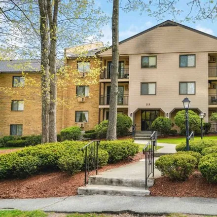 Buy this 1 bed condo on 19 Country Club Drive in Manchester, NH 03105