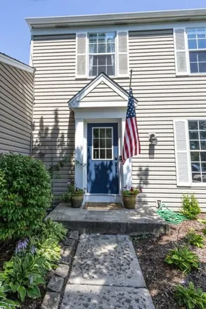 Image 2 - 1335 Nantucket Ct, Carol Stream, Illinois, 60188 - House for sale