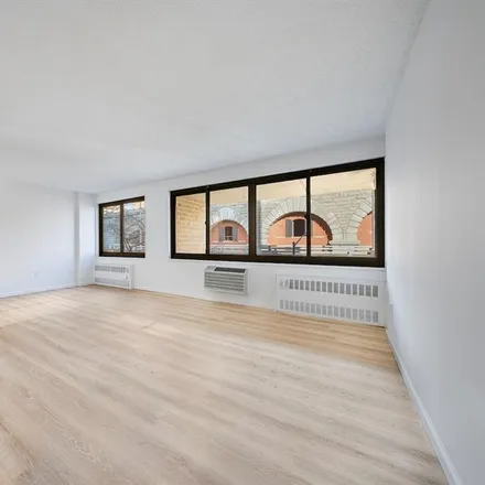 Buy this studio apartment on 333 PEARL STREET 3L in Financial District