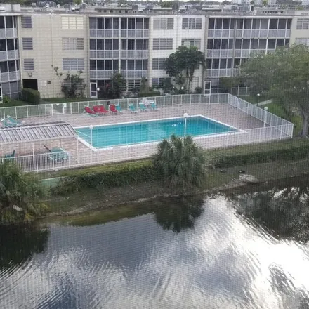 Rent this 2 bed apartment on NE 191 ST@# 1601 BUILDING B in Northeast 191st Street, Miami-Dade County