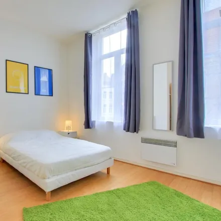 Rent this 3 bed room on 66 Rue Saint-André in 59043 Lille, France