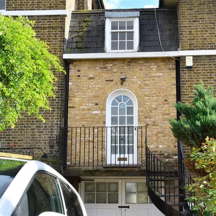 Rent this 1 bed duplex on 16 Belmont Hill in London, SE13 5AX