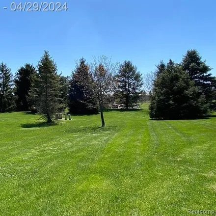 Image 8 - 200 Countryside Court, Highland Charter Township, MI 48357, USA - Condo for sale