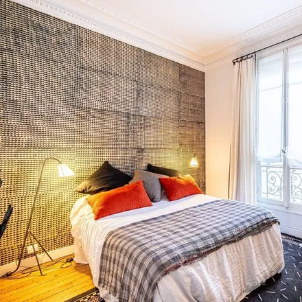 Rent this 2 bed apartment on 92200 Neuilly-sur-Seine