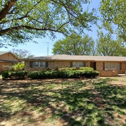 Buy this 4 bed house on 1379 Borger Street in Plainview, TX 79072