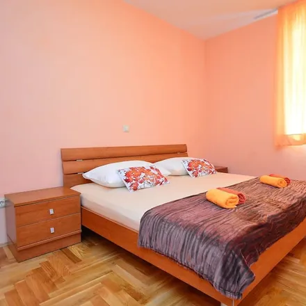 Image 5 - Croatia osiguranje, Hektorovićeva ulica, 21210 Grad Solin, Croatia - Apartment for rent