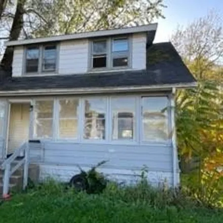 Rent this 3 bed house on 5325 Summer Avenue in Ashtabula, OH 44004