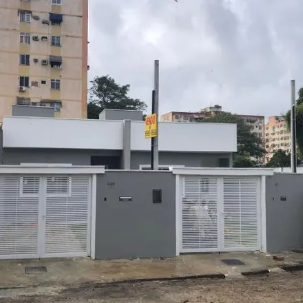 Buy this 2 bed house on Rua Arnaldo Sérvulo da Costa in Campo Grande, Rio de Janeiro - RJ