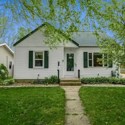 Buy this 3 bed house on 15 Harding Street in Madison, WI 53714