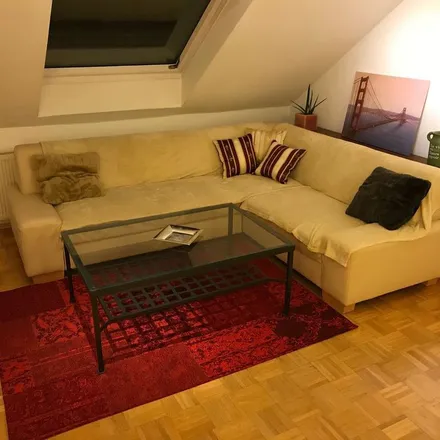 Rent this 2 bed apartment on Am Pfad 2 in 40670 Strümp, Germany