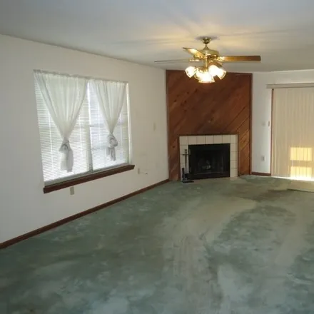 Image 6 - 2417 Merrigan Place, Tallahassee, FL 32309, USA - Duplex for rent