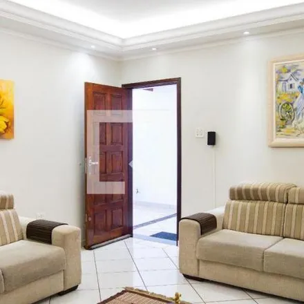 Buy this 5 bed house on Rua Antônio de Lima in Jardim Bom Pastor, Santo André - SP