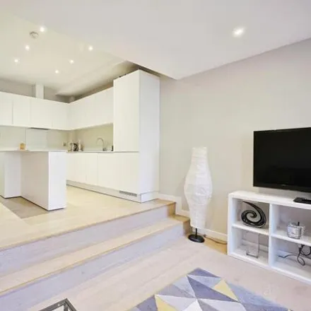Buy this 1 bed apartment on Turpentine Lane in London, SW1V 4AQ
