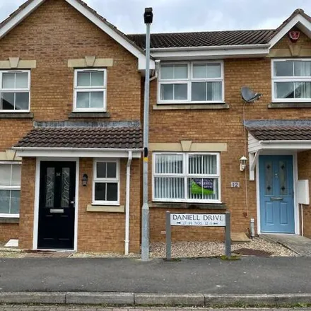 Rent this 2 bed house on Daniell Drive in Chippenham, SN15 3QT