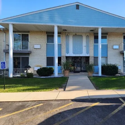 Buy this 2 bed condo on Dee Road in Maine Township, IL 60025