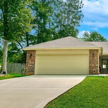 Buy this 4 bed house on 325 Lexington Circle in Hattiesburg, MS 39402