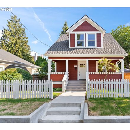 Rent this 3 bed house on 1344 Southeast Miller Street in Portland, OR 97202