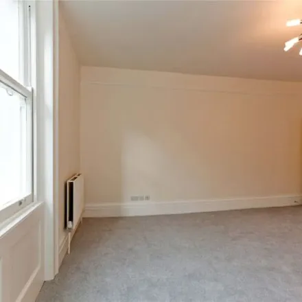 Image 5 - Southcott Mews, London, NW8 7AT, United Kingdom - Apartment for rent